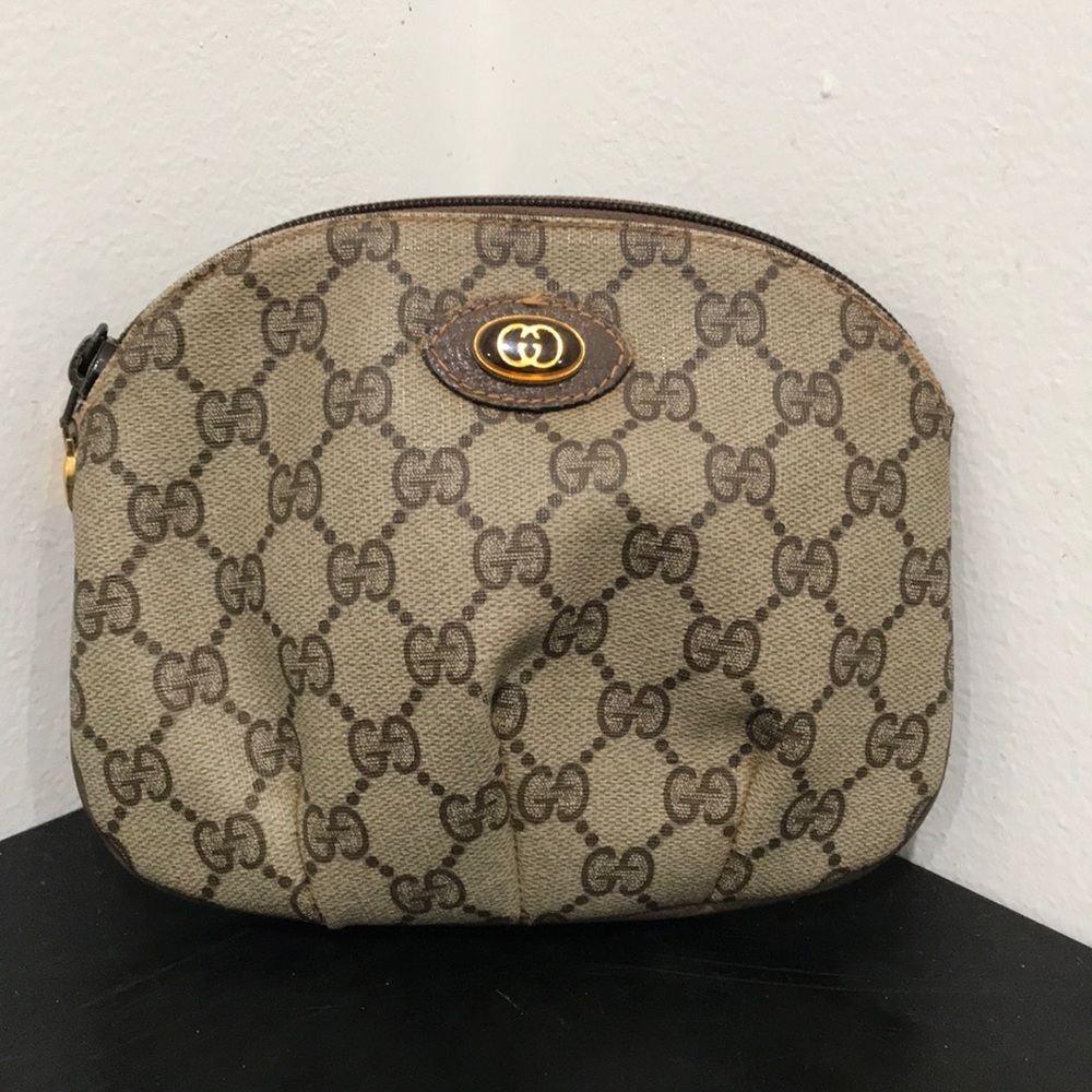 Gucci pouch